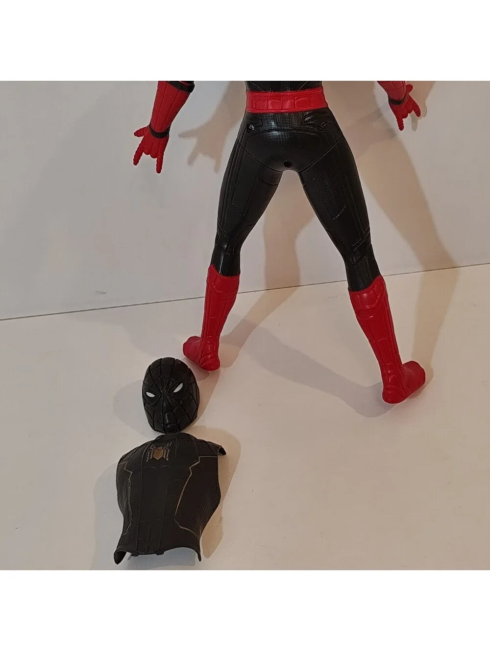 Marvel Hasbro 2019 Spiderman No Way Home Removal Vest And Mask 13.5
